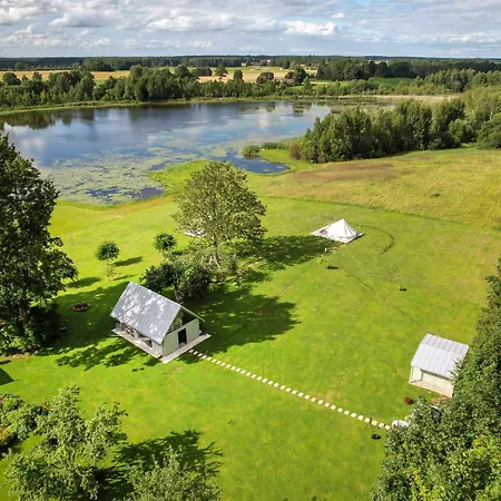 Lyxtält Glempings Laimes Taure